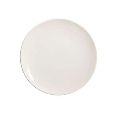 Check out the White Bone Coupe Lunch Plate 9.25" for rent