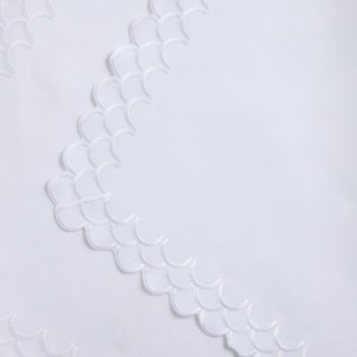 Check out the Scala Textured Dinner Napkin for rent