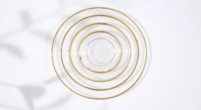 Group picture of Spade Gold Rim Glass Collection