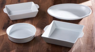 Group picture of Baking Dishes