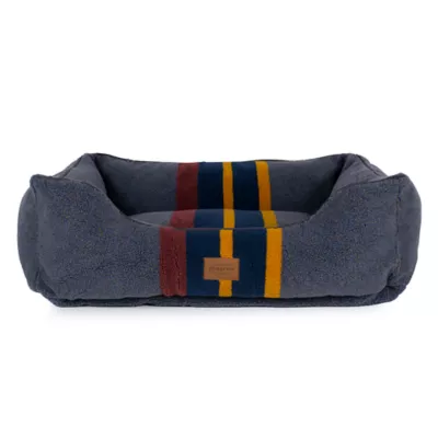 Product Pendleton Vintage Camp Lake Kuddler Dog Bed