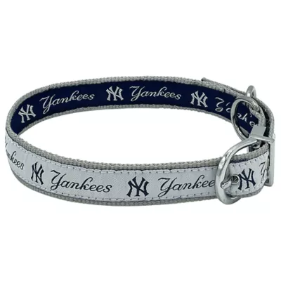 Product Pets First New York Yankees Reversible Dog Collar
