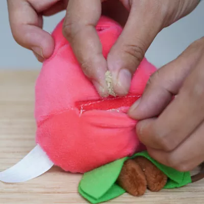 Product PetPals Straw-Lady Interactive Cat Toy