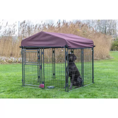 Product TRIXIE Deluxe Outdoor Dog Kennel with Cover