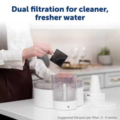 Product PetSafe® Outlast Pumpless Hydropspin Water Fountain 90 oz - Water Filter Included