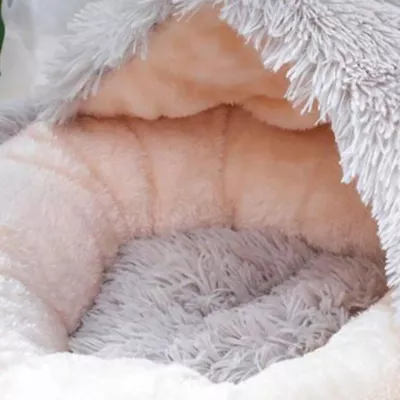 Product PetPals Calming Igloo Cat Bed