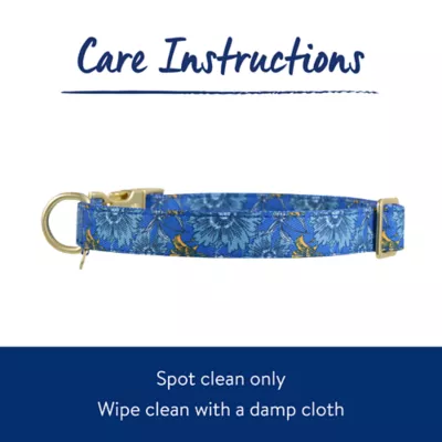 Product Top Paw® Sketch Floral Dog Collar