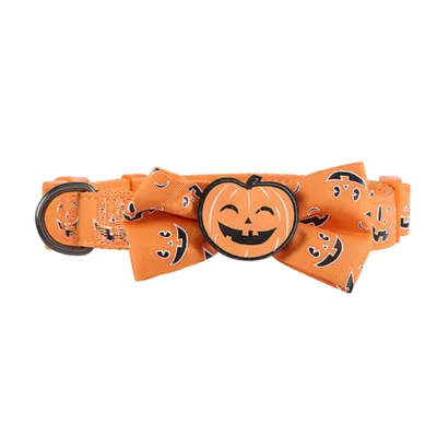 Product Thrills & Chills® Pumpkin Collar