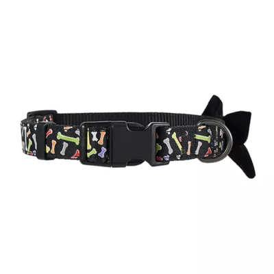 Product Thrills & Chills® Bones Collar