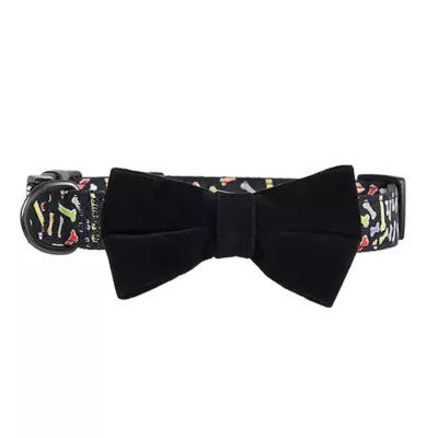 Product Thrills & Chills® Bones Collar