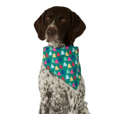 Product Merry & Bright® Tree Bandana