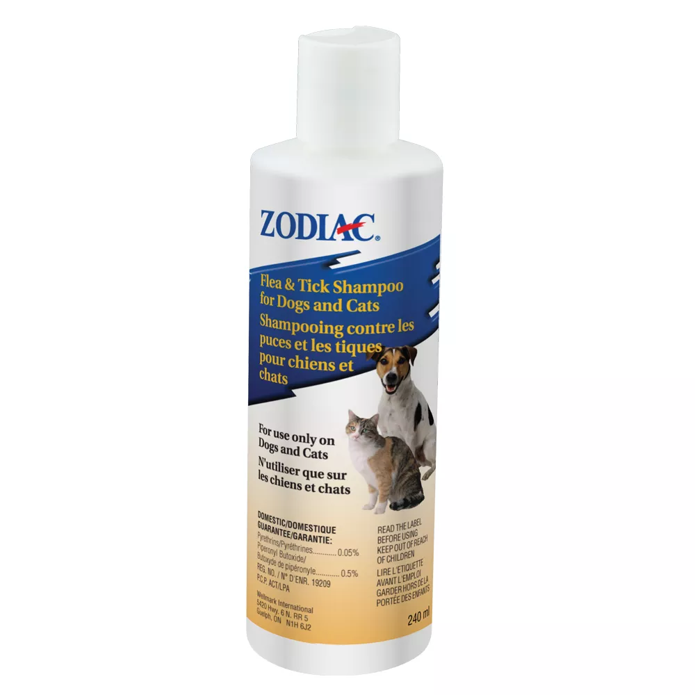 ZODIAC® Flea & Tick Shampoo for Dogs & Cats