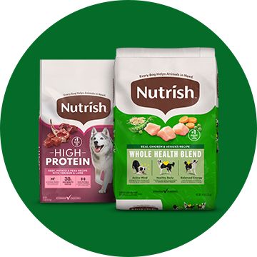 Green circle with two Nutrish Dry Dog Food bags
