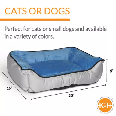 Product K&H Self-Warming Lounge Sleeper Dog Bed