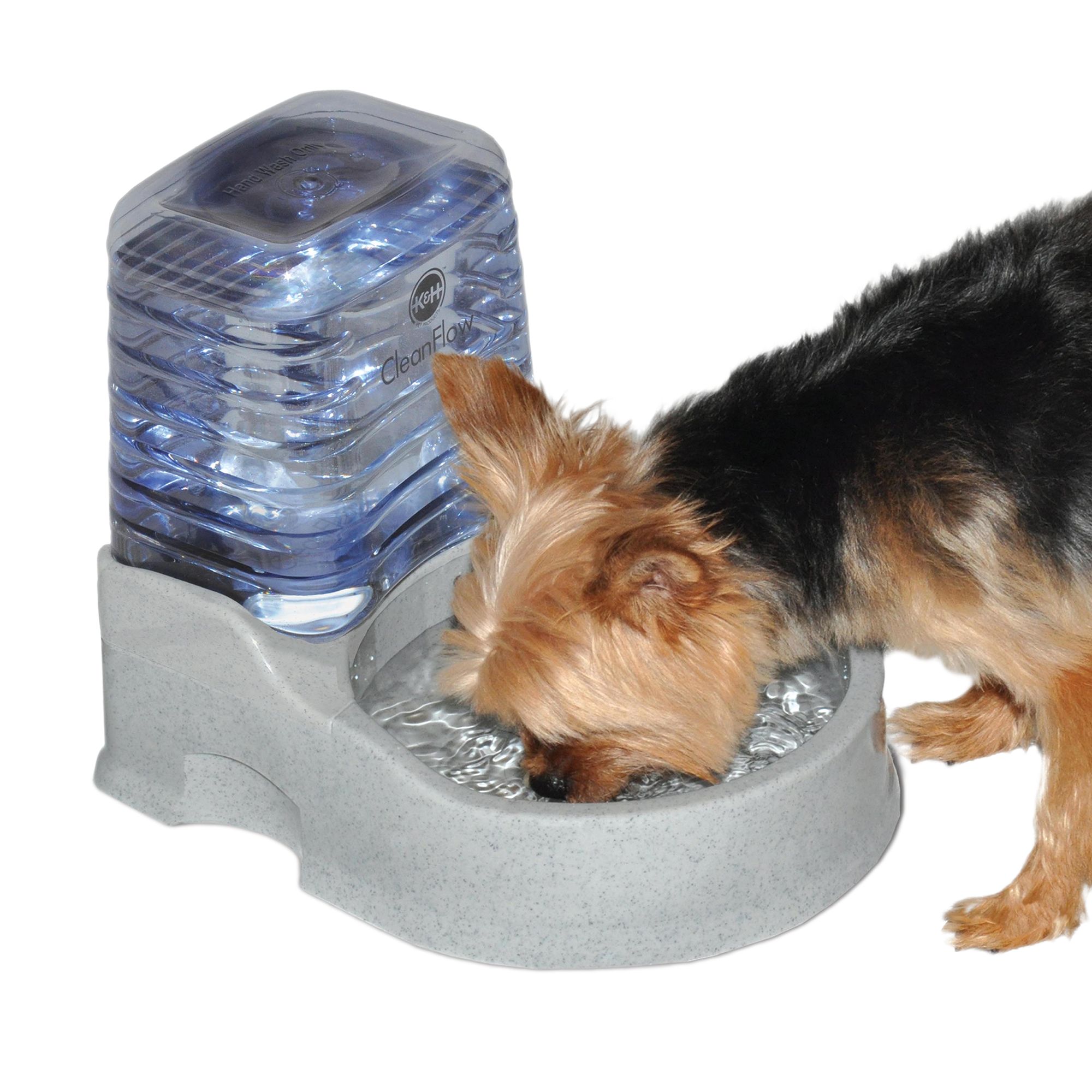 K H CleanFlow Filtered Dog Water Bowl with Reservoir