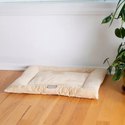 Product Armarkat Luxe Velvet Mat Pet Bed