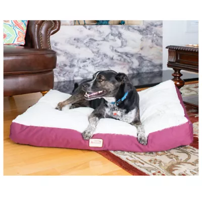 Product Armarkat Burgundy & Ivory Mat Dog Bed