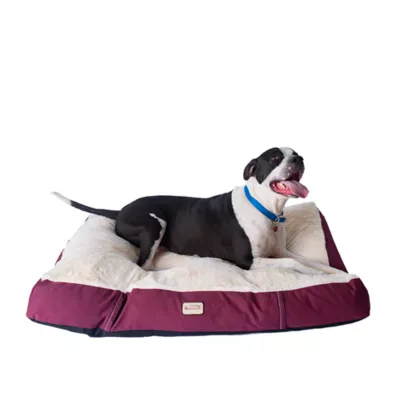 Product Armarkat Burgundy & Ivory Mat Dog Bed