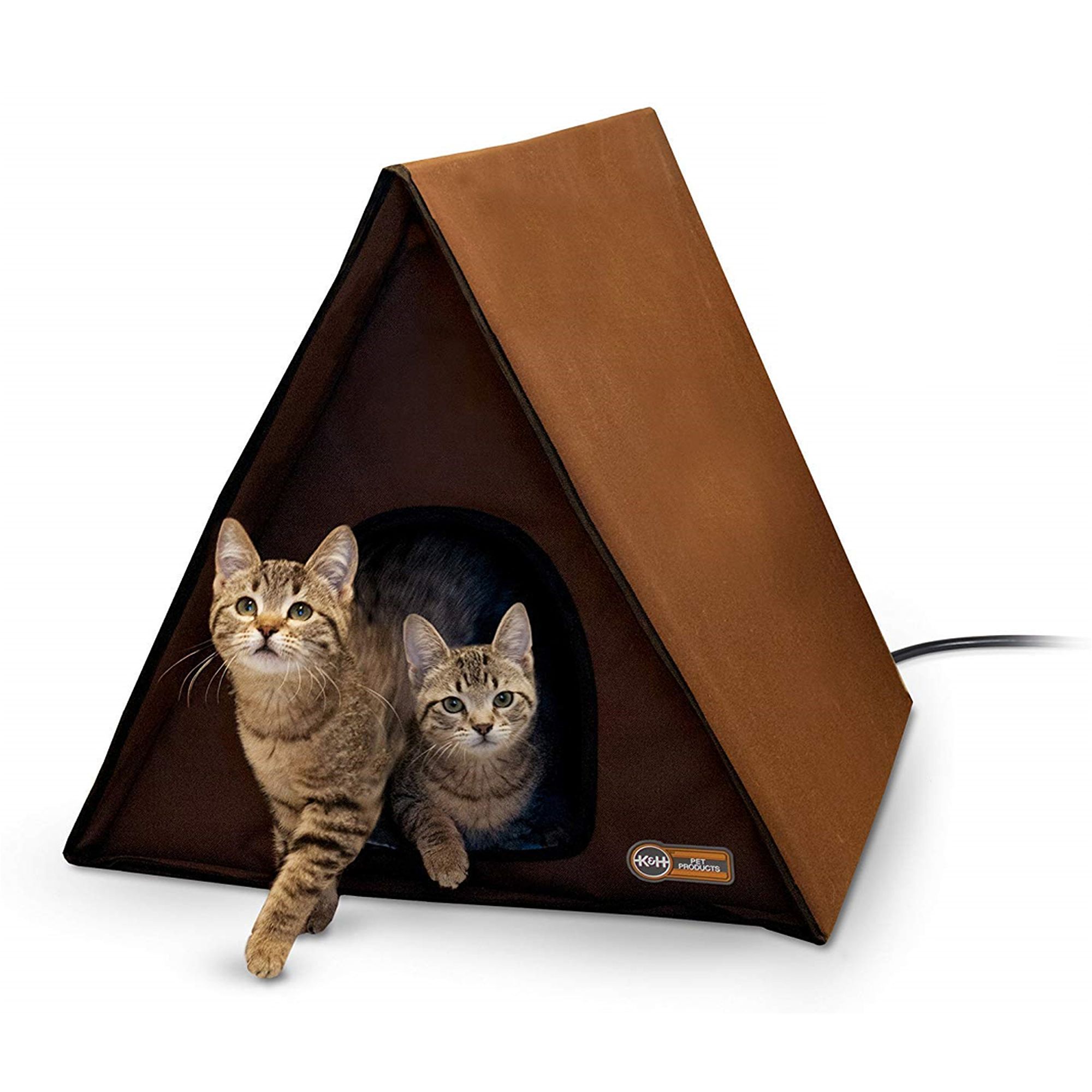 Heated cat 2025 house petsmart