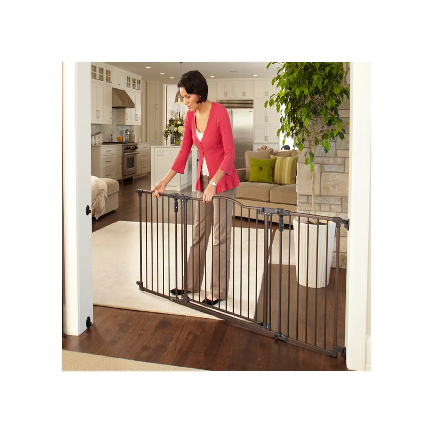 North States Windsor Extra Wide Arch Pet Gate