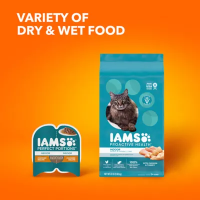 IAMS Proactive Health Indoor Adult Dry Cat Food Weight Hairball Care Chicken