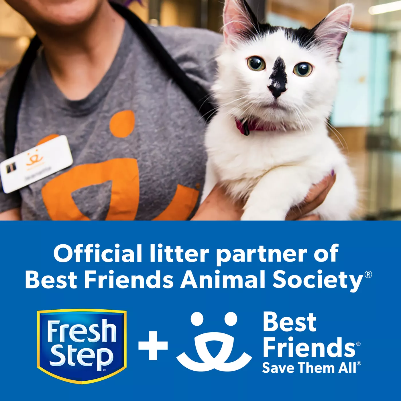 Fresh Step Clean Paws with Febreze Clumping Multi Cat Clay Cat Litter Scented Low Dust