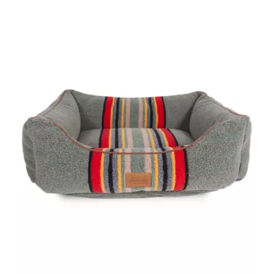 Product Pendleton Yakima Camp Heather Green Kuddler Dog Bed