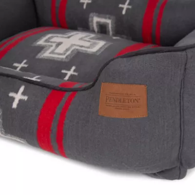 Product Pendleton San Miguel Kuddler Dog Bed