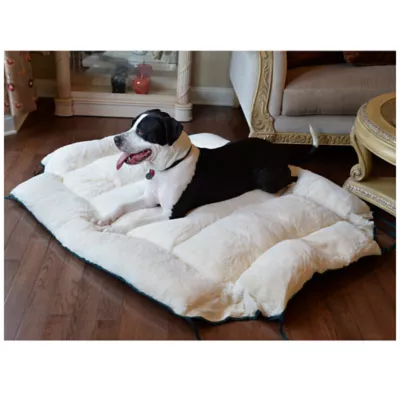 Product Armarkat Laural Green & Ivory Cuddler Dog Bed