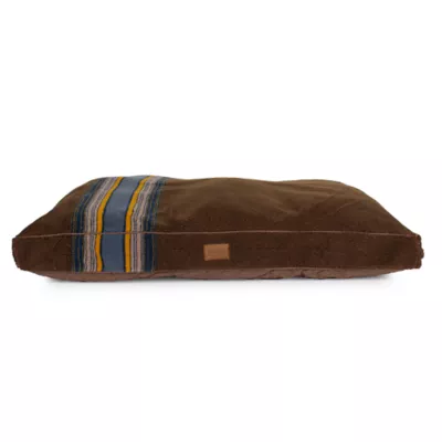 Product Pendleton Vintage Camp High Ridge Napper Dog Bed