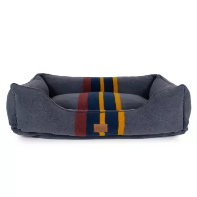 Product Pendleton Vintage Camp Lake Kuddler Dog Bed