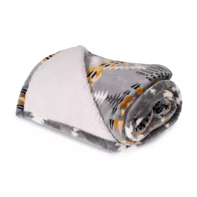 Product Pendleton Rancho Arroyo Plush Pet Throw