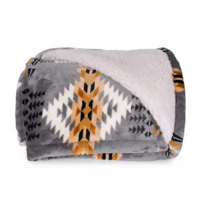 Product Pendleton Rancho Arroyo Plush Pet Throw