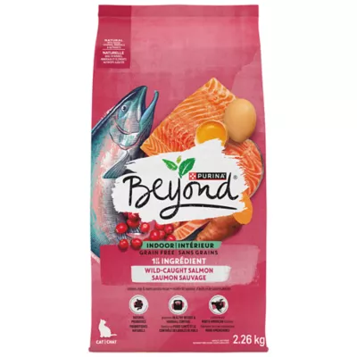 Purina Beyond Simply Adult Dry Cat Food Grain Free Salmon Egg Sweet Potato