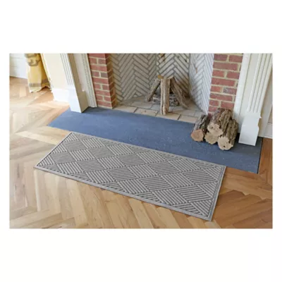 Bungalow Flooring WaterHog Diamonds Doormat - Image 3