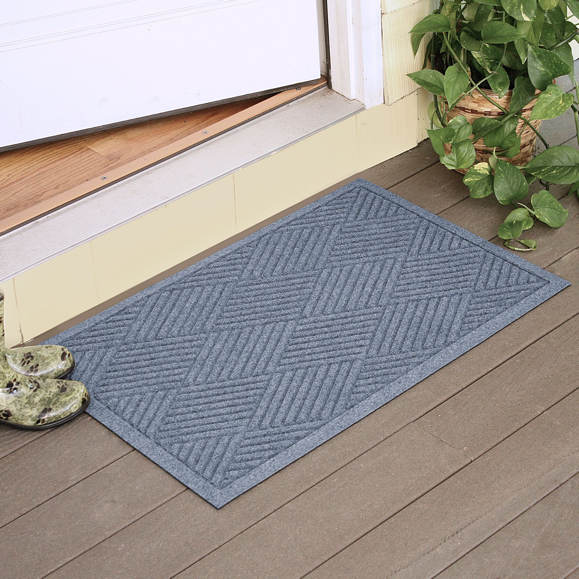 Bungalow Flooring WaterHog Diamonds Doormat - Thumbnail 4