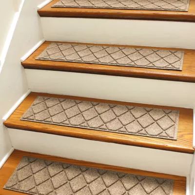 Product Bungalow Flooring WaterHog Argyle Stair Tread, 4 Count