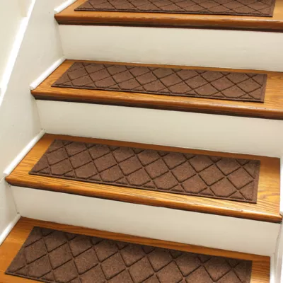 Product Bungalow Flooring WaterHog Argyle Stair Tread, 4 Count
