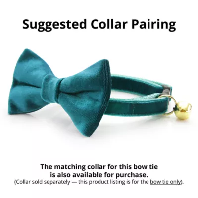 Made By Cleo® Velvet Cat Bow Tie - Image 2