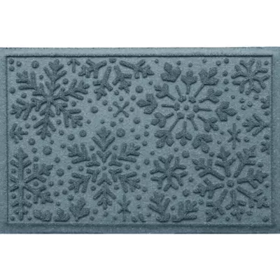 Product Bungalow Flooring WaterHog Holiday Snowflake Indoor/Outdoor Doormat