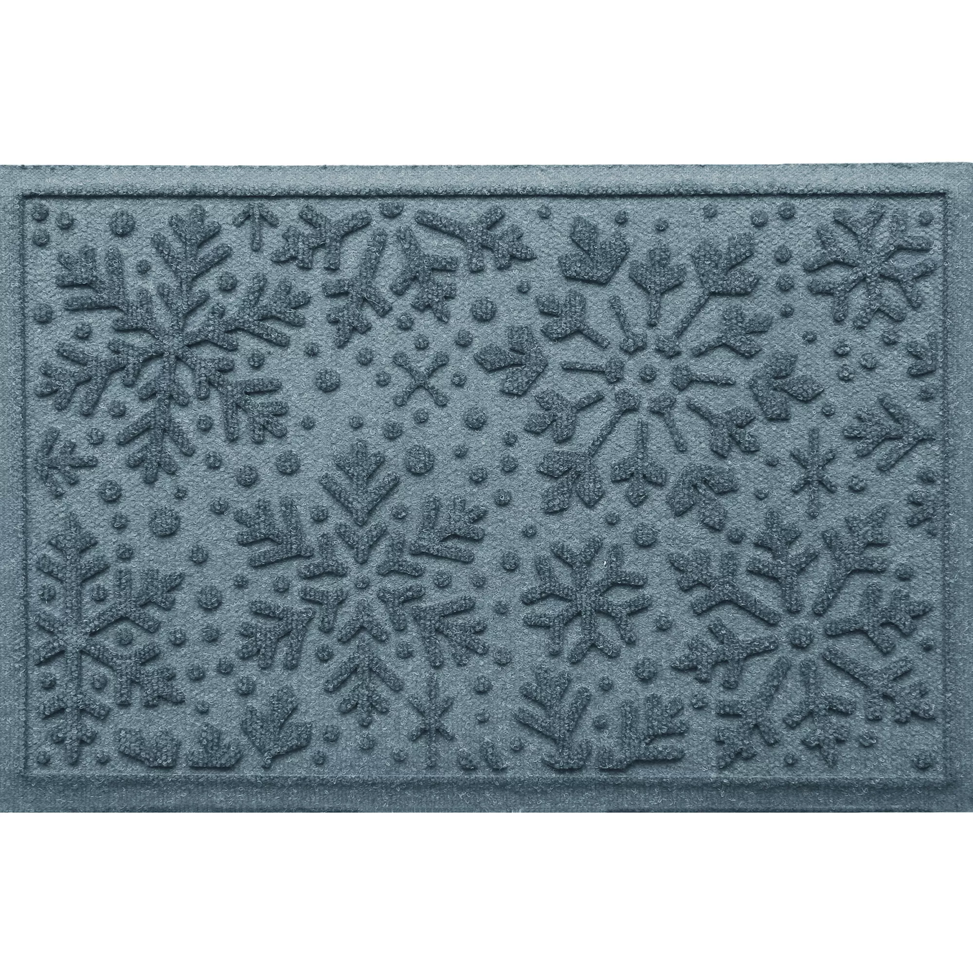 Bungalow Flooring WaterHog Holiday Snowflake Indoor/Outdoor Doormat