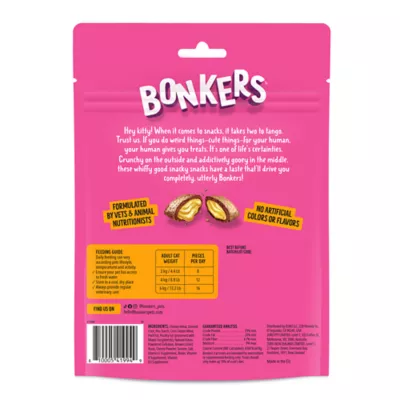 Product Bonkers Crunchy Cat Treats - Paw Lickin' Chicken