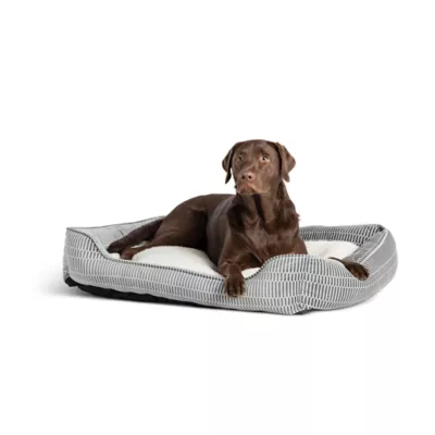 Product Top Paw® Geo Cuddler Dog Bed