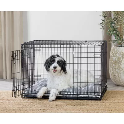 Product  Nate & Jeremiah Striped Crate Mat