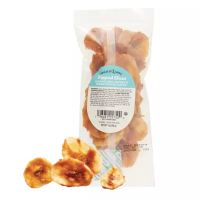 Wiggles & Wags Dipped Slices Banana with Chicken & Peanut Butter - Image 1