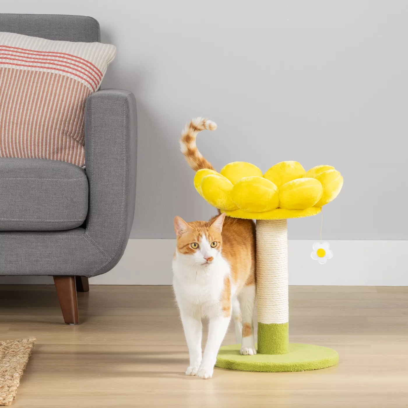 Whisker City Yellow Flower Scratching Post