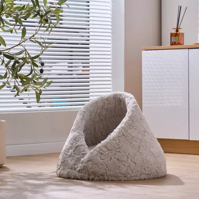 Product PetPals Rose Cradle Cat Bed