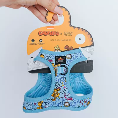 Product Sassy Meow Garfield Step-In Cat Harness