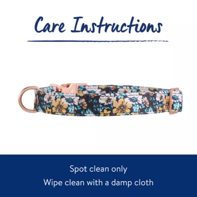 Product Top Paw® Botanical Floral Dog Collar