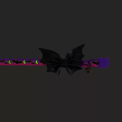 Product Thrills & Chills® Bat Cat Collar